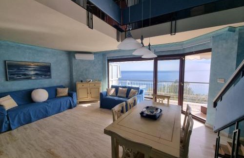 Ventimiglia Apartment | Sea and Monaco Charme view on the beach