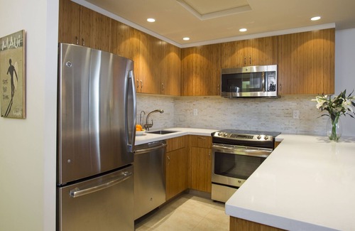 Kaanapali Condo | Sea, beach and courtyard views - prime location