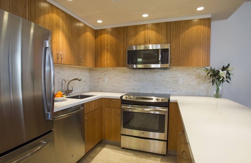 Kaanapali Condo | Sea, beach and courtyard views - prime location