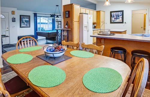 Yachats House | Sea Break - Ocean view with Hot tub