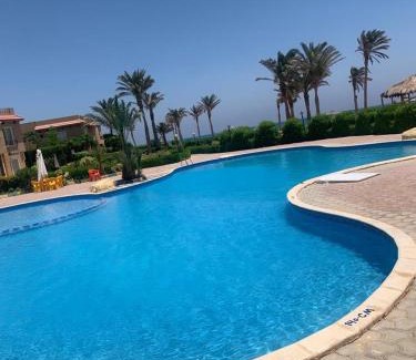 Ain Sokhna Apartment | Sea Breeze شاليه مواجة للبحر Empire Resort العين السخنة