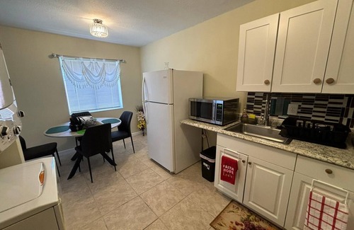 Palm Beach - West Palm Beach Apartment | Sea Breeze - 2BR Apartment - Near all beach excursions and WPB nightlife.