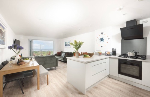 Lusty Glaze Apartment | Sea Breeze - a sea view apartment just moments from Lusty Glaze Beach