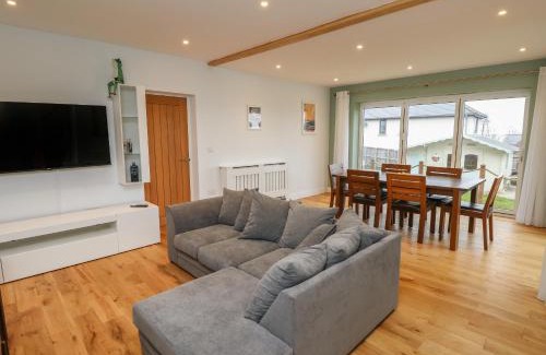 Totland Bay House | Sea Breeze