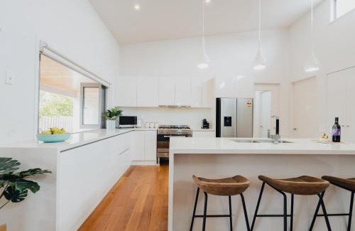 Torquay Villa | Sea Breeze Pacific Drive Torquay