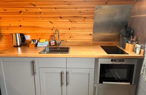 West Laroch Apartment | Sea Breeze Pod