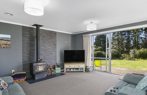 Karitane House | Sea Breeze Sanctuary - Karitane Holiday Home