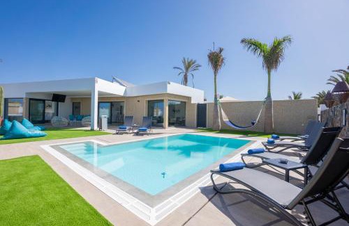 Playa Blanca Villa | Sea Breeze Villas Lapa and Claca