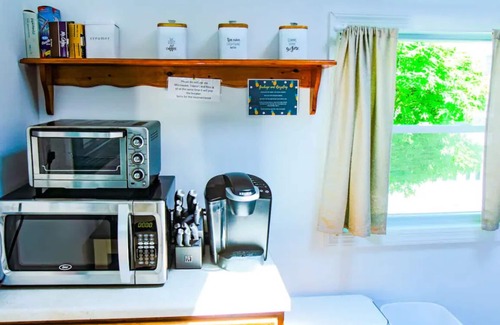 Fort Hancock House | Sea Bright Beach House Sleeps 6 Perfect for a Family with little ones!