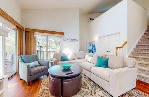 Bethany Beach Apartment | Sea Colony - 56053 Pinewood Dr