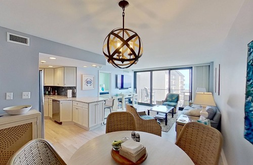 Bethany Beach Condo | Sea Colony 8th floor condo with pools, tennis/pickle ball courts, fitness center