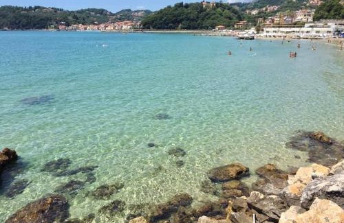 San Terenzo Apartment | Sea & Culture San Terenzo -Lerici-300 m from the beach