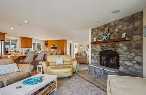 Tolovana Park House | Sea Dreams - New Listing! Beachcomber Vacation Homes