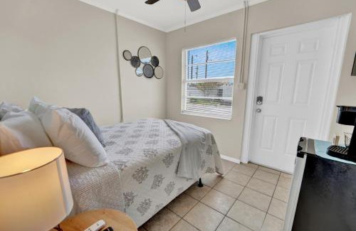 Crescent Beach Hotel | Sea Foam Suites