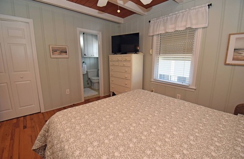 Murrells Inlet Hotel | Sea Forever - 2nd Row and Creekfront in Garden City Beach!