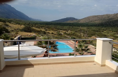 Pefki Apartment | Sea Front Apartment At Tholos Beach & Mirabello Bay