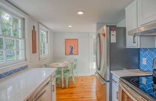 Northwest Quadrant House | Sea Glass Cottage on Duke - Three Bedrooms Downtown Beaufort