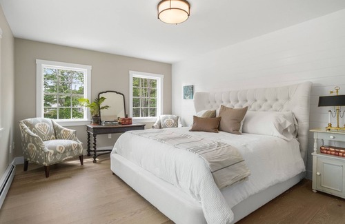 Cape Porpoise Apartment | "Sea Glass", Luxurious 1-BR Charmer in Historic Cape Porpoise