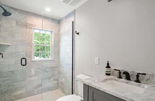 Cape Porpoise Apartment | "Sea Glass", Luxurious 1-BR Charmer in Historic Cape Porpoise
