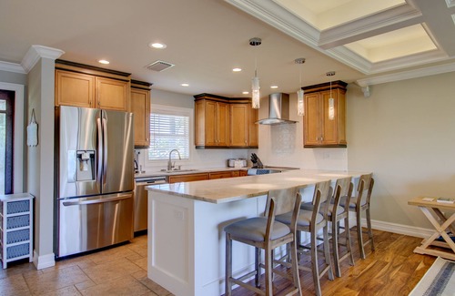 The Dunes House | Sea Glass Serenity: Exceptionally Updated Pool Home w/Serene Lakeside Views!