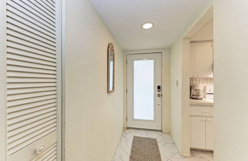 Whitney Beach Condo | Sea Grape Inn #3 - Beachfront Property
