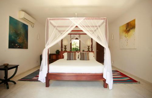 Koggala Villa | Sea Heart House on Koggala Lake