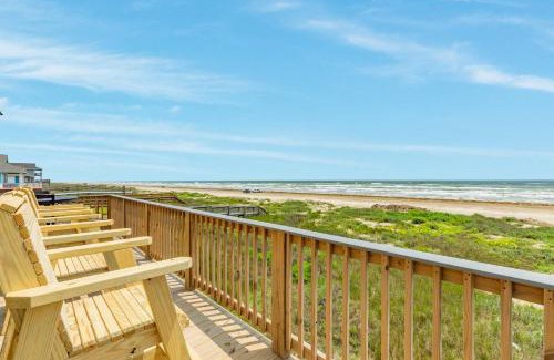Freeport House | Sea Holly - Beachfront - Pet & Family Friendly