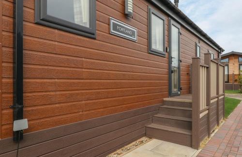 Runswick Bay House | Sea Holly Lodge