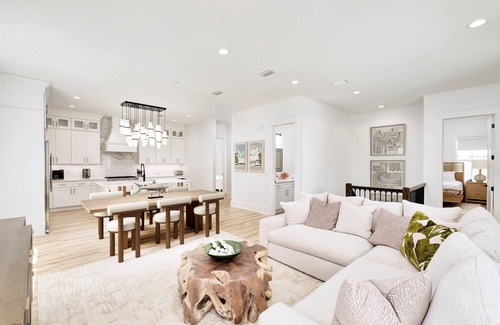 Avalon Beach Estates House | Sea La Vie: Private beach steps away, Golf cart, Heated pool & hot tub