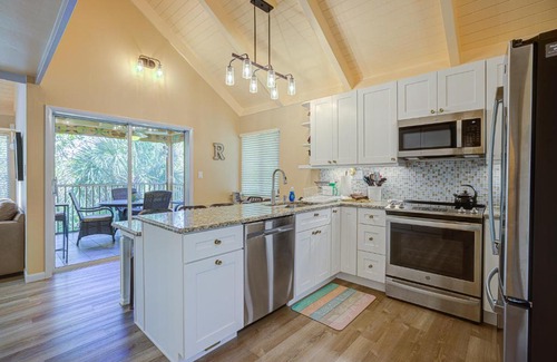 Sanibel House | Sea Loft Village #106