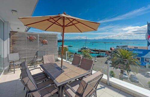 Stepneyville Apartment | Sea Quest Apartment