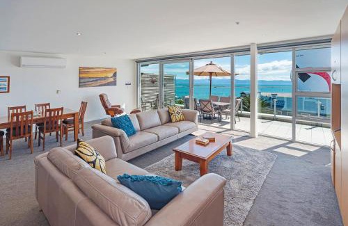 Stepneyville Apartment | Sea Quest Apartment
