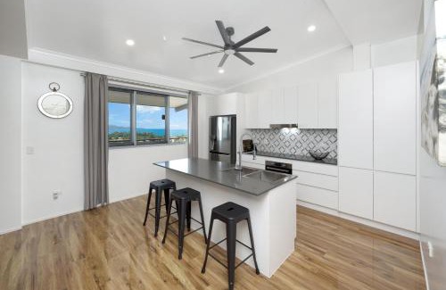 Castle Hill Apartment | SEA-Renity on Castle Hill