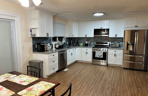 Ocean View House | Sea Resort and Single Family Home, Six minutes to Sea Isle City Beach!