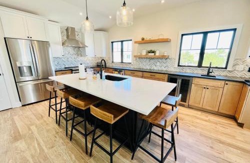 Sandpiper Village House | Sea side drive 8
