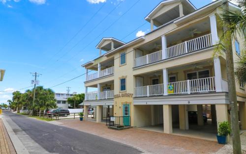 Tybee Island Villa | Sea Sight Villa C