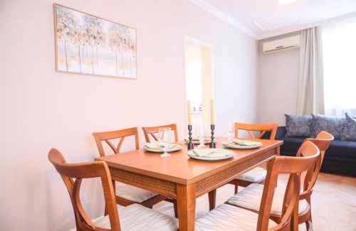 Varna Apartment | Sea Siren 2BD Apartment near Sea Garden by ApartMAX