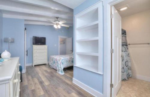 Long Beach House | Sea Strike