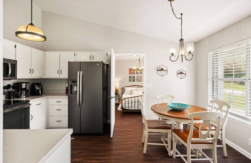 Brunswick House | Sea Turtle Cottage | 3 Bed, 1 Bath
