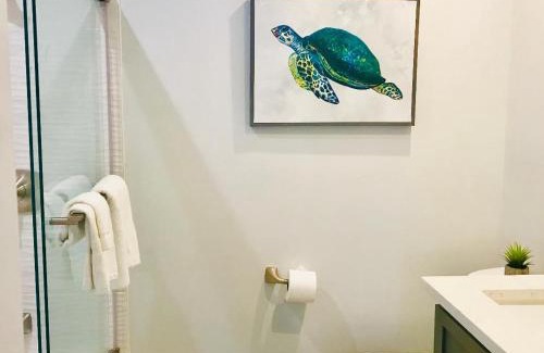 Central Beach Hotel | Sea Turtle Inn