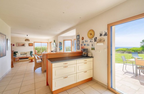 Plovan House | Sea view, 200m from the beach, house for 9