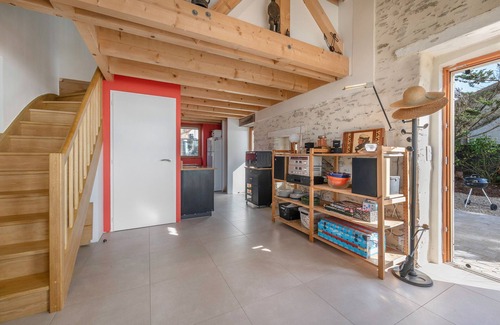 Prefailles House | Sea view, 30m from beach, 5 adults & 1 child