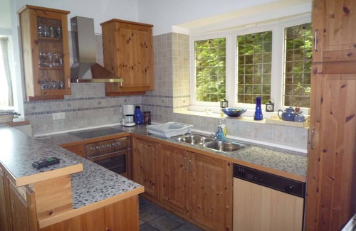 Schilksee Apartment | Sea view and beach on the doorstep: Ostsee-Strandvilla Schilksee, ground floor apartment