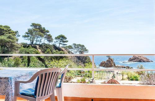 Tossa de Mar Apartment | Sea view Balcony apartment
