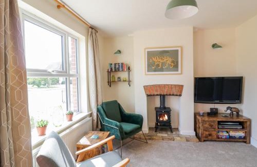 Frinton-on-Sea House | Sea View Cottage