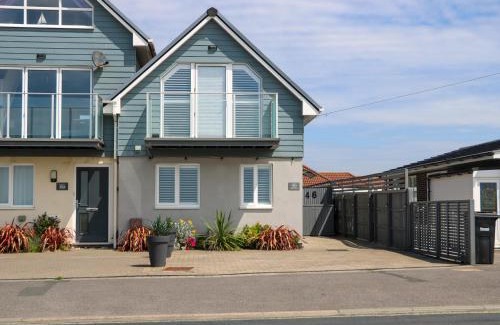 South Hayling House | Sea View