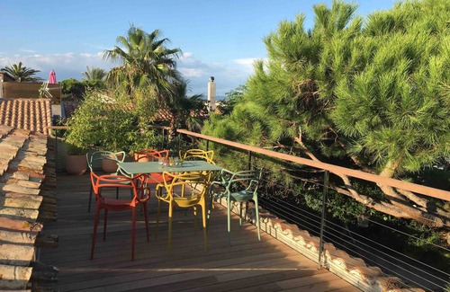 La Capte House | Sea view house a few meters from the beach and shops