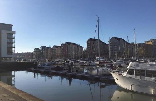 Portishead Apartment | Sea View Penthouse Marina Apartment