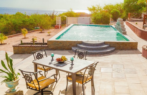 Sabadeco Apartment | Sea-view, Snorkel and Dive Villa