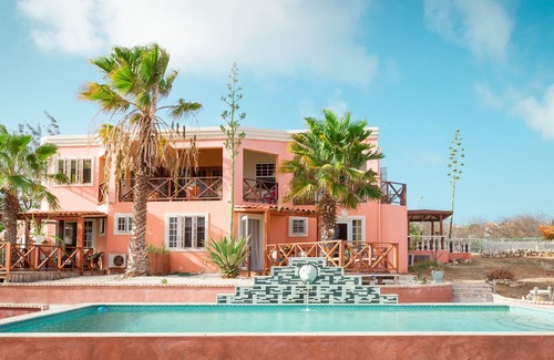 Sabadeco Apartment | Sea-view, Snorkel and Dive Villa